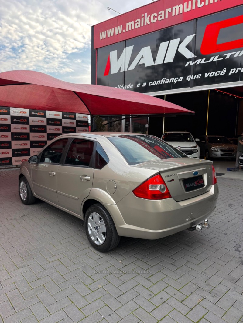 FIESTA 1.6 MPI CLASS SEDAN 8V FLEX 4P MANUAL - 2009 - ESTâNCIA VELHA