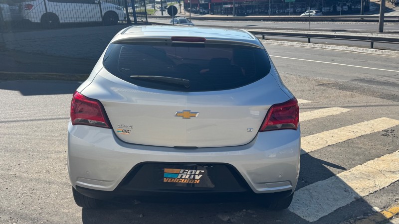 ONIX 1.0 LT 8V FLEX 4P MANUAL - 2019 - CAXIAS DO SUL