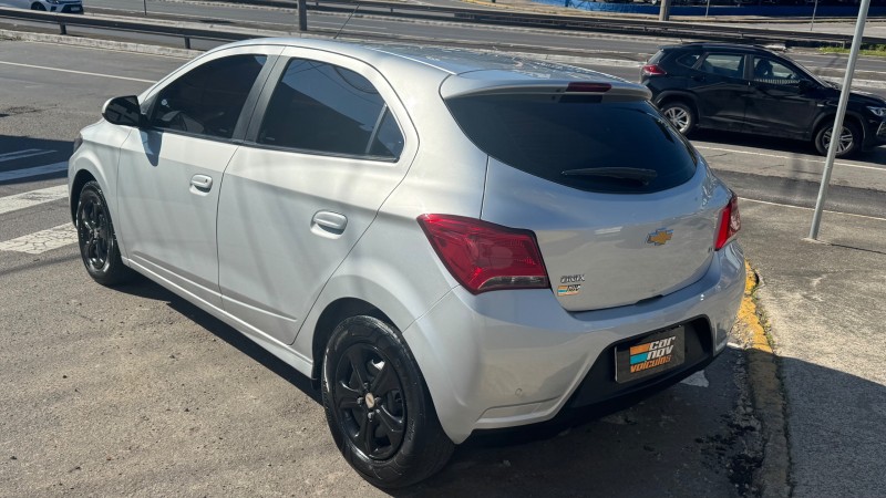 ONIX 1.0 LT 8V FLEX 4P MANUAL - 2019 - CAXIAS DO SUL