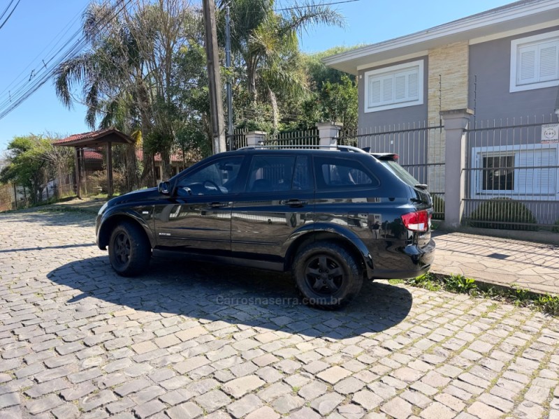 KYRON 2.0 XDI 200KY 4X4 16V TURBO INTERCOOLER DIESEL 4P AUTOMÁTICO - 2011 - CAXIAS DO SUL
