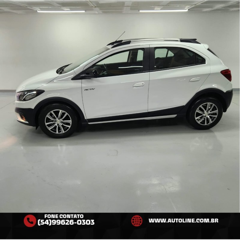 ONIX 1.4 MPFI ACTIV 8V FLEX 4P AUTOMÁTICO - 2017 - BENTO GONçALVES