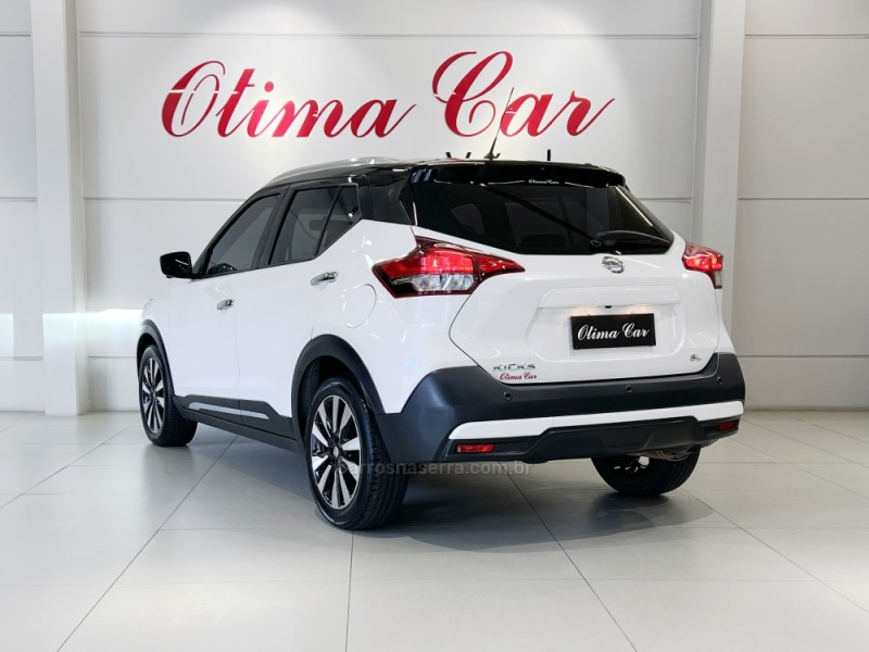 KICKS 1.6 16V FLEX SV 4P XTRONIC - 2021 - FLORES DA CUNHA