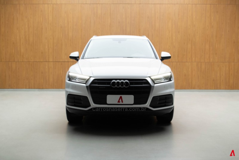 Q5 2.0 TFSI ATTRACTION 16V 252CV GASOLINA 4P AUTOMÁTICO - 2018 - GARIBALDI
