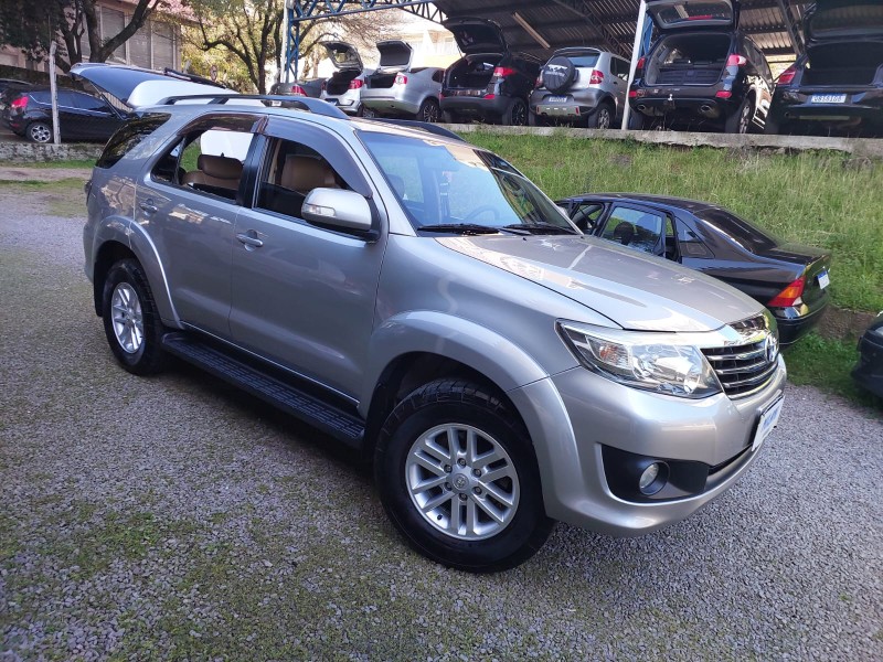 HILUX SW4 2.7 SR 4X2 16V FLEX 4P AUTOMÁTICO - 2015 - BENTO GONçALVES