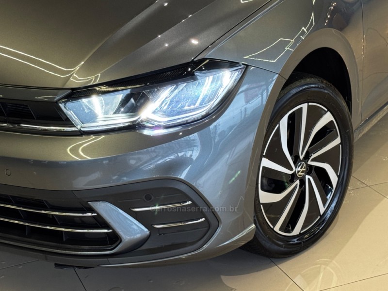 POLO 1.0 170 TSI 12V HIGHLINE FLEX 4P AUTOMÁTICO - 2025 - DOIS IRMãOS