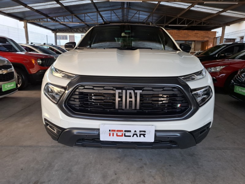 TORO 2.0 16V ULTRA 4X4 AT9 DIESEL 4P AUTOMÁTICO - 2022 - GARIBALDI