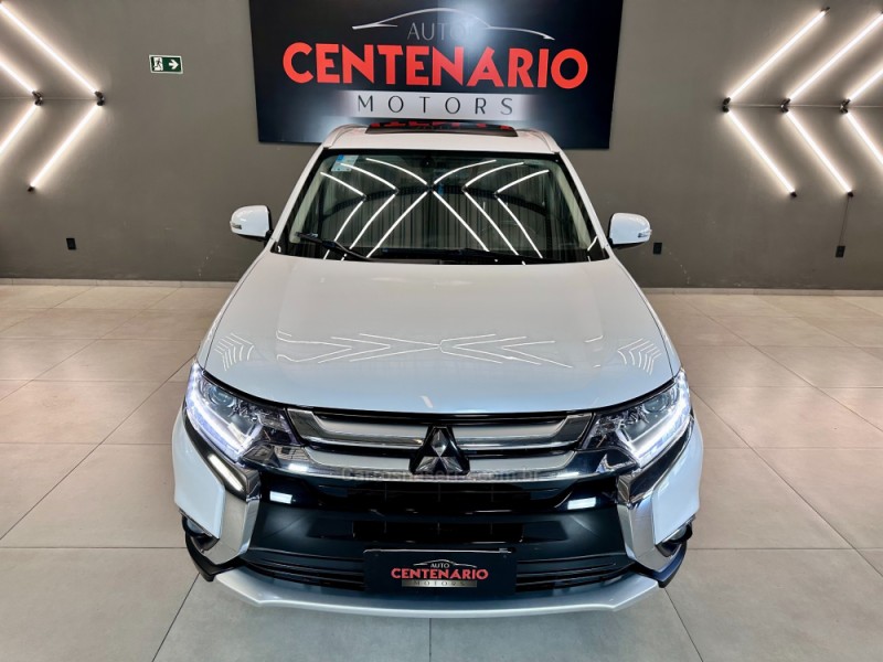 OUTLANDER 2.0 16V GASOLINA 4P AUTOMÁTICO - 2018 - SAPIRANGA