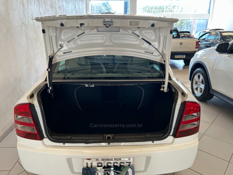 ASTRA 2.0 MPFI CD SEDAN 8V GASOLINA 4P AUTOMÁTICO - 2004 - NOVO HAMBURGO