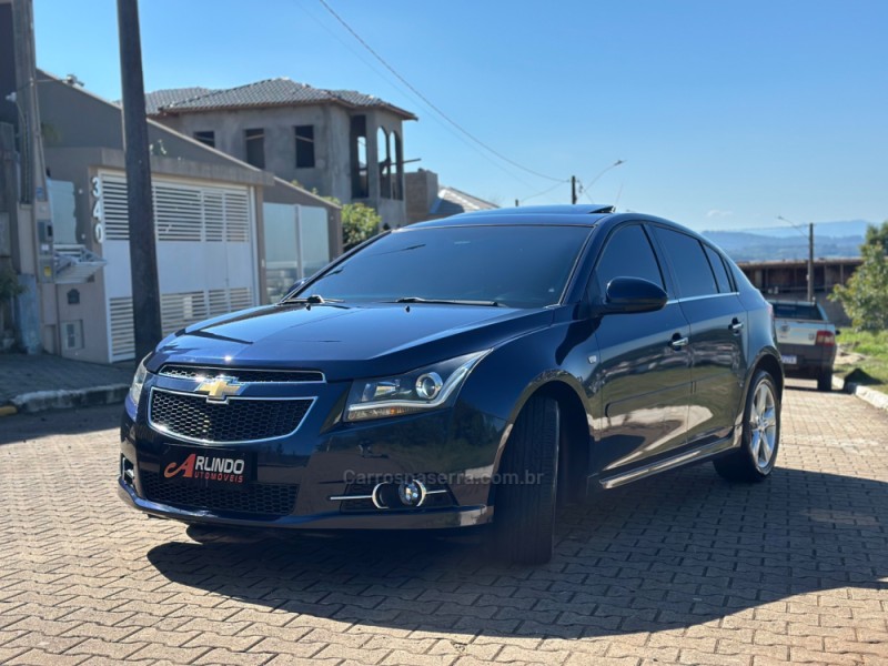 CRUZE 1.8 LTZ SPORT6 16V FLEX 4P AUTOMÁTICO - 2013 - PAROBé