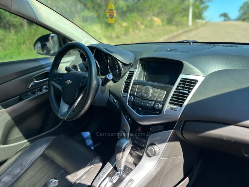 CRUZE 1.8 LTZ SPORT6 16V FLEX 4P AUTOMÁTICO - 2013 - PAROBé