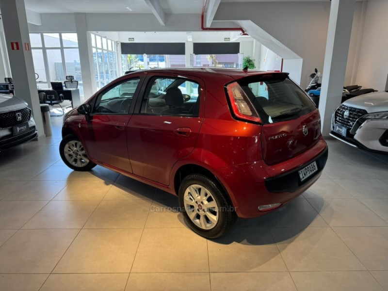 PUNTO 1.4 ATTRACTIVE ITALIA 8V FLEX 4P MANUAL - 2016 - CAXIAS DO SUL