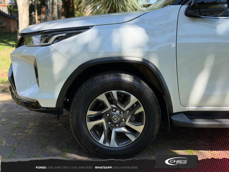HILUX SW4 2.8 4X4 DIAMOND 16V TURBO DIESEL 4P 7 LUGARES AUTOMATICO - 2024 - CARLOS BARBOSA