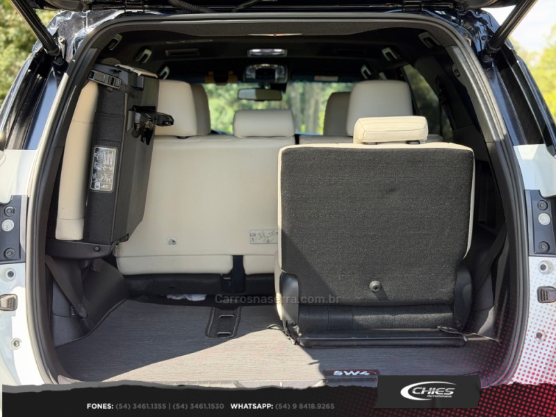 HILUX SW4 2.8 4X4 DIAMOND 16V TURBO DIESEL 4P 7 LUGARES AUTOMATICO - 2024 - CARLOS BARBOSA