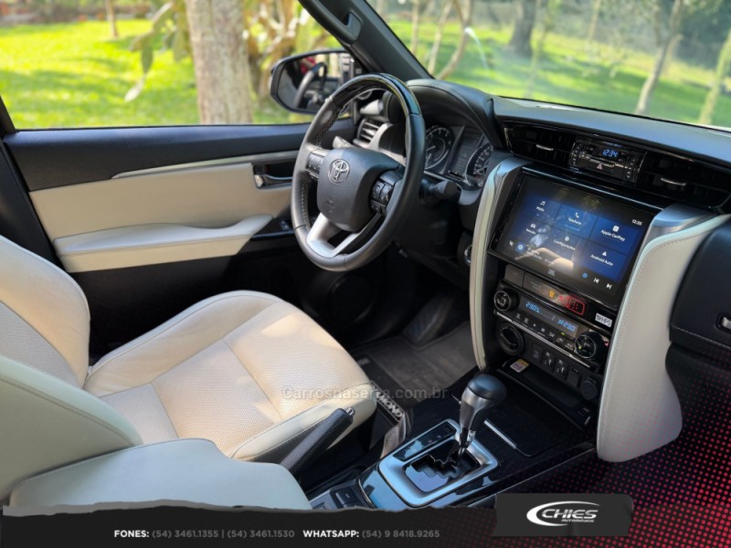 HILUX SW4 2.8 4X4 DIAMOND 16V TURBO DIESEL 4P 7 LUGARES AUTOMATICO - 2024 - CARLOS BARBOSA