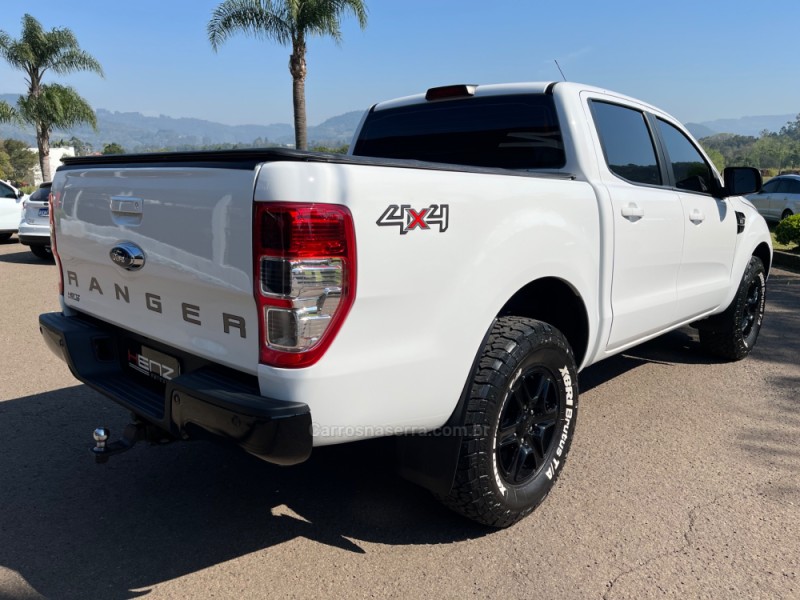 RANGER 2.2 XLS 4X4 CD 16V DIESEL 4P AUTOMÁTICO - 2019 - BOM PRINCíPIO
