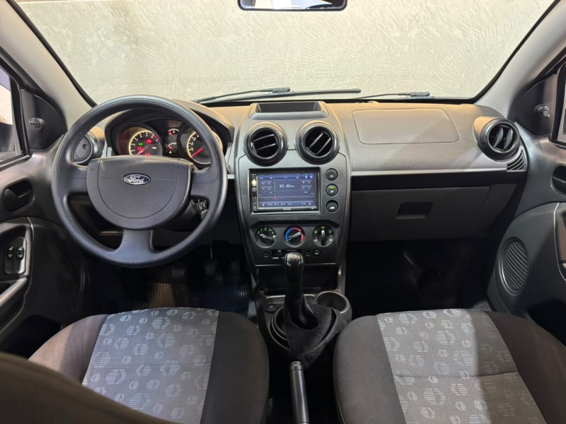 FIESTA 1.6 ROCAM HATCH 8V FLEX 4P MANUAL - 2012 - CAXIAS DO SUL