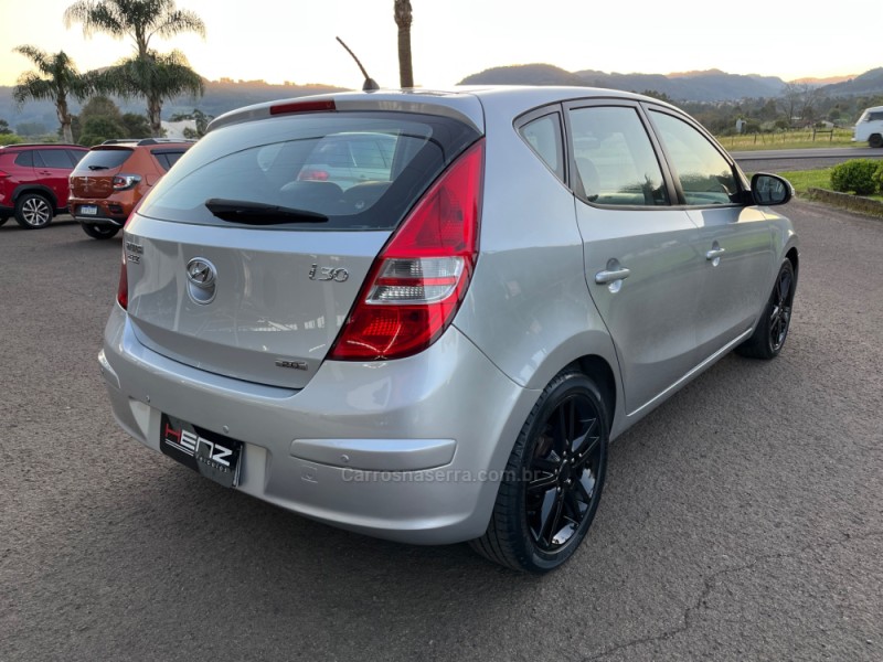 I30 2.0 MPFI GLS 16V GASOLINA 4P AUTOMÁTICO - 2012 - BOM PRINCíPIO