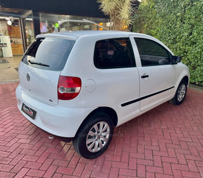 FOX 1.0 MI 8V FLEX 2P MANUAL - 2005 - ROLANTE