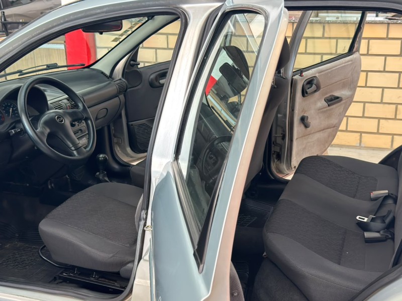 CORSA 1.0 MPFI CLASSIC 8V GASOLINA 4P MANUAL - 2003 - CAXIAS DO SUL