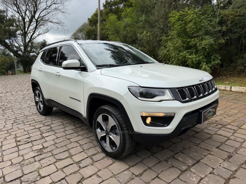 COMPASS 2.0 16V DIESEL LONGITUDE 4X4 AUTOMÁTICO - 2017 - NOVA PRATA