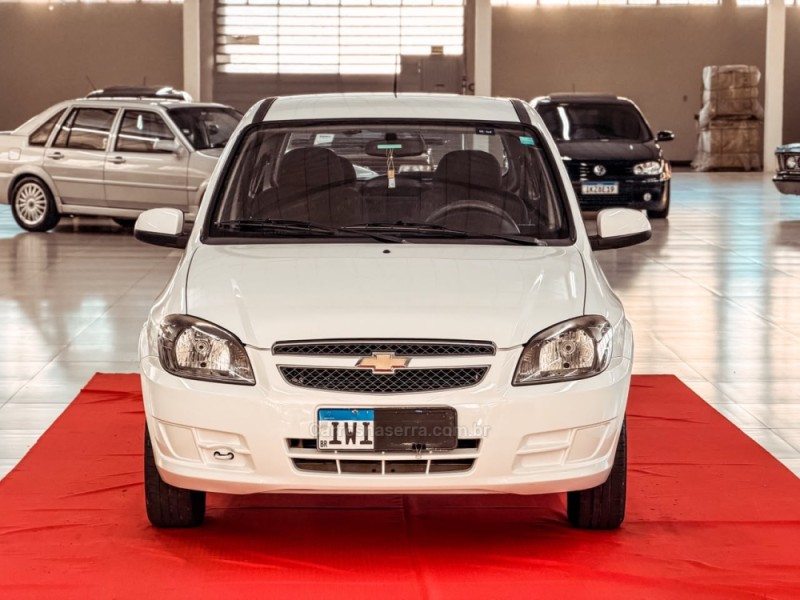 CELTA 1.0 MPFI LT 8V FLEX 4P MANUAL - 2015 - NOVA PRATA