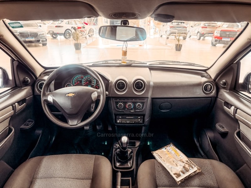 CELTA 1.0 MPFI LT 8V FLEX 4P MANUAL - 2015 - NOVA PRATA