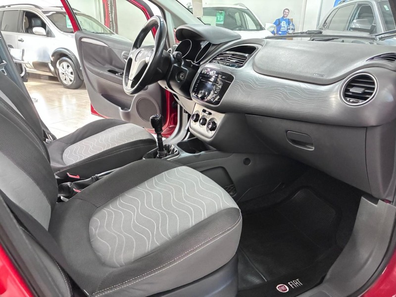 PUNTO 1.4 ATTRACTIVE ITALIA 8V FLEX 4P MANUAL - 2016 - CAXIAS DO SUL