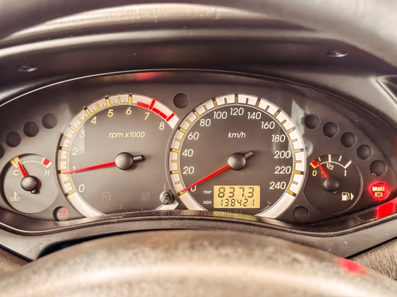 FOCUS 1.6 8V FLEX 4P MANUAL - 2008 - NOVA PRATA
