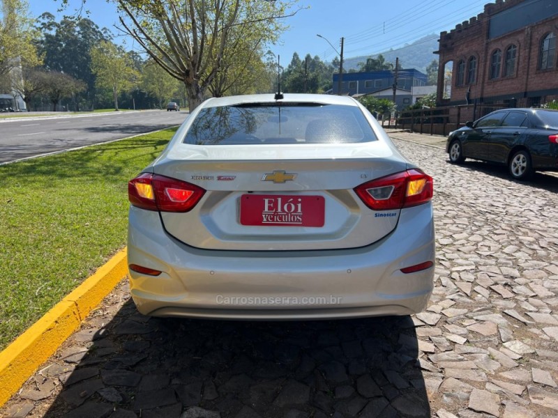 CRUZE 1.4 TURBO LT 16V FLEX 4P AUTOMÁTICO - 2017 - DOIS IRMãOS