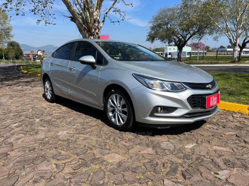 CRUZE 1.4 TURBO LT 16V FLEX 4P AUTOMÁTICO - 2017 - DOIS IRMãOS