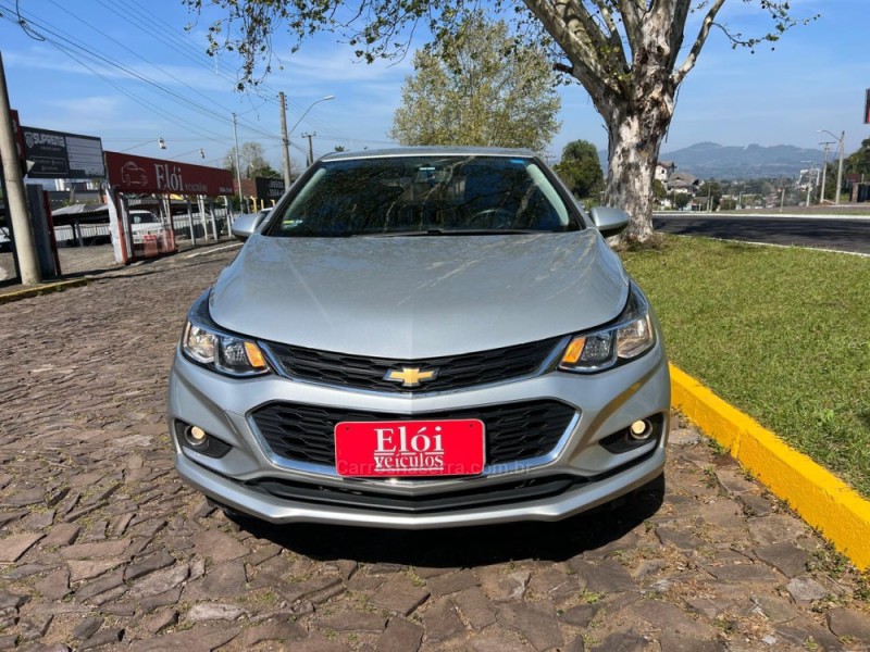 CRUZE 1.4 TURBO LT 16V FLEX 4P AUTOMÁTICO - 2017 - DOIS IRMãOS