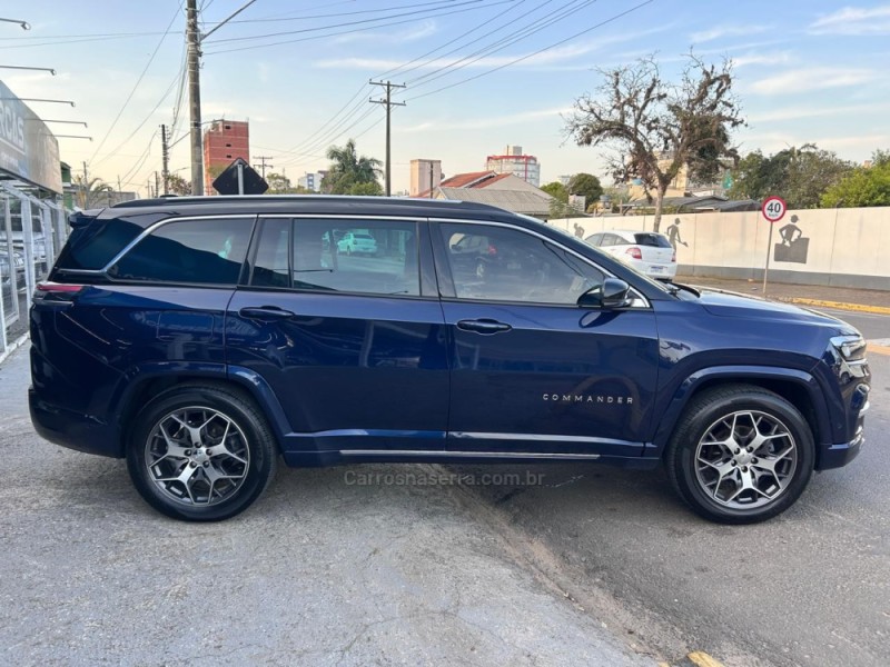 COMMANDER 1.3 OVERLAND T270 16V 4X2 TURBO FLEX 4P AUTOMÁTICO - 2022 - VENâNCIO AIRES