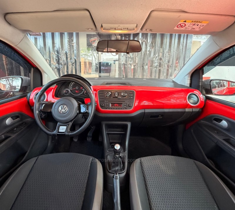 UP 1.0 TSI CROSS 12V FLEX 4P MANUAL - 2017 - PORTãO