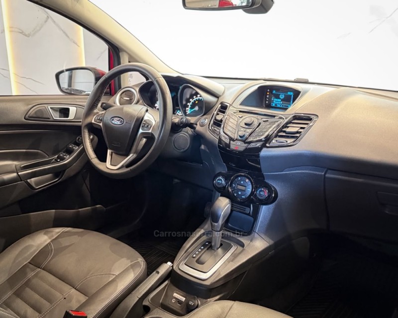 FIESTA 1.6 TITANIUM HATCH 16V FLEX 4P AUTOMÁTICO - 2017 - GARIBALDI