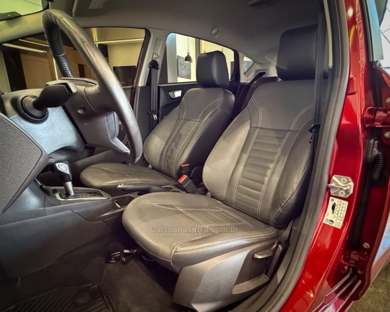 FIESTA 1.6 TITANIUM HATCH 16V FLEX 4P AUTOMÁTICO - 2017 - GARIBALDI