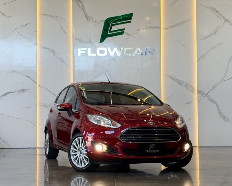 FIESTA 1.6 TITANIUM HATCH 16V FLEX 4P AUTOMÁTICO - 2017 - GARIBALDI