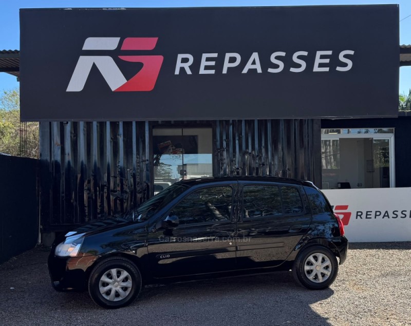 CLIO 1.0 AUTHENTIQUE 16V FLEX 4P MANUAL - 2016 - PORTãO