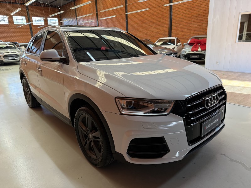 Q3 1.4 TFSI AMBIENTE FLEX 4P S TRONIC - 2016 - BENTO GONçALVES