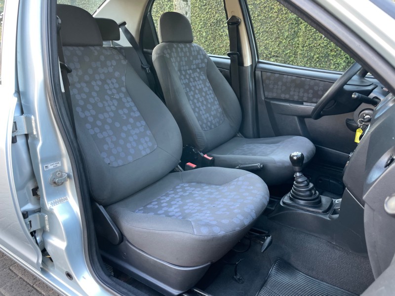 PRISMA 1.0 MPFI JOY 8V FLEX 4P MANUAL - 2010 - CAXIAS DO SUL