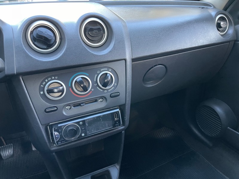 PRISMA 1.0 MPFI JOY 8V FLEX 4P MANUAL - 2010 - CAXIAS DO SUL