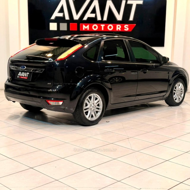 FOCUS 2.0 GHIA 16V GASOLINA 4P AUTOMÁTICO - 2009 - NOVO HAMBURGO
