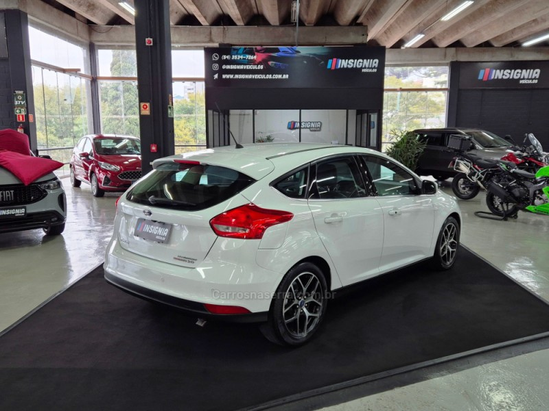 FOCUS 2.0 TITANIUM HATCH 16V FLEX 4P AUTOMÁTICO - 2016 - CAXIAS DO SUL