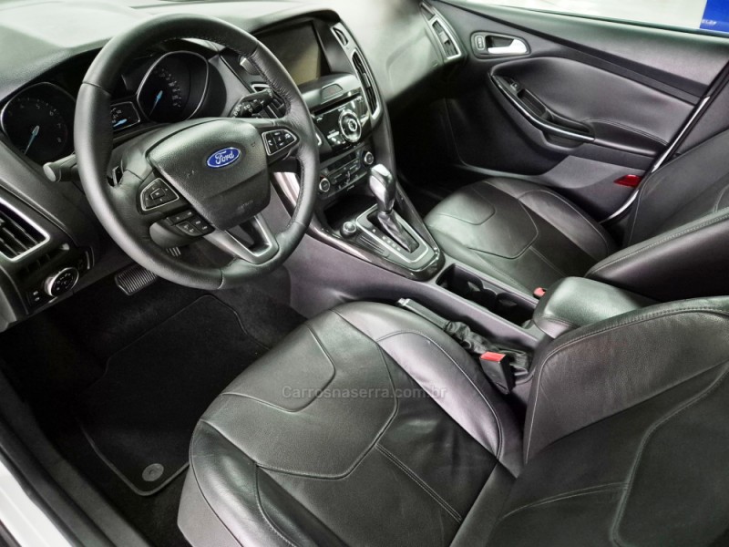 FOCUS 2.0 TITANIUM HATCH 16V FLEX 4P AUTOMÁTICO - 2016 - CAXIAS DO SUL