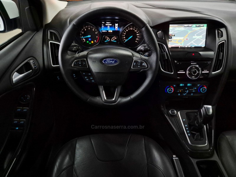 FOCUS 2.0 TITANIUM HATCH 16V FLEX 4P AUTOMÁTICO - 2016 - CAXIAS DO SUL