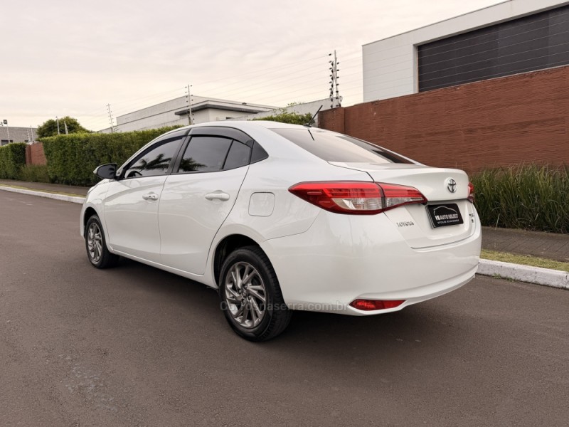 YARIS 1.5 16V FLEX XS MULTIDRIVE - 2023 - SãO LEOPOLDO