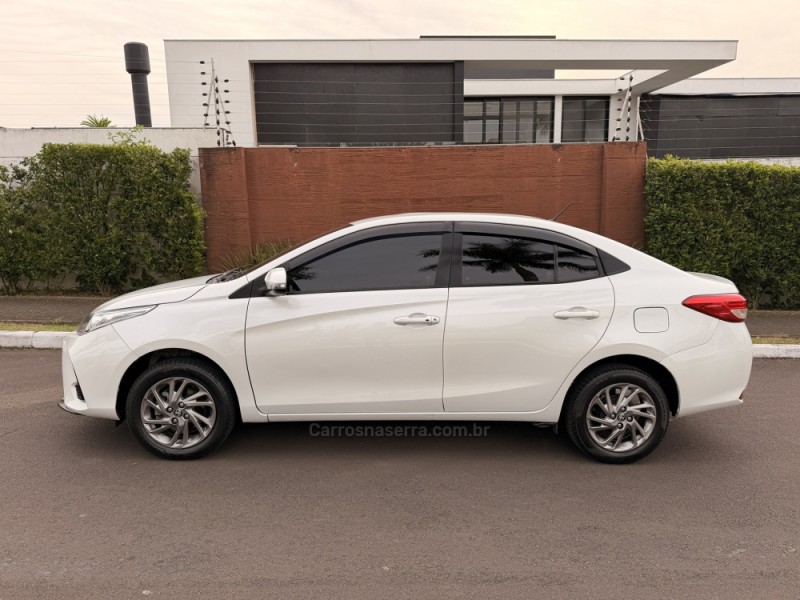 YARIS 1.5 16V FLEX XS MULTIDRIVE - 2023 - SãO LEOPOLDO