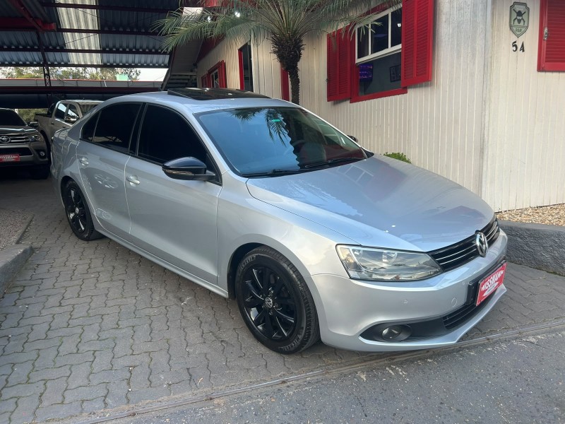 JETTA 2.0 COMFORTLINE FLEX 4P TIPTRONIC