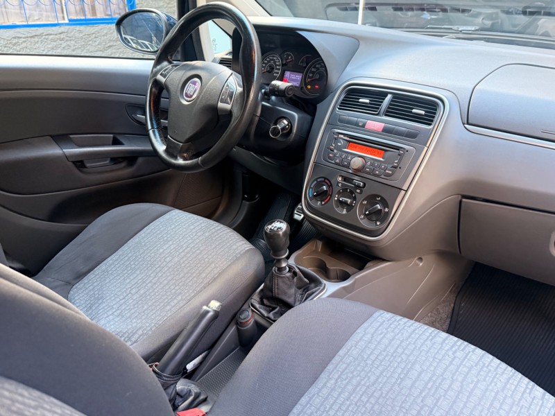 PUNTO 1.6 ESSENCE 16V FLEX 4P MANUAL - 2011 - CAXIAS DO SUL