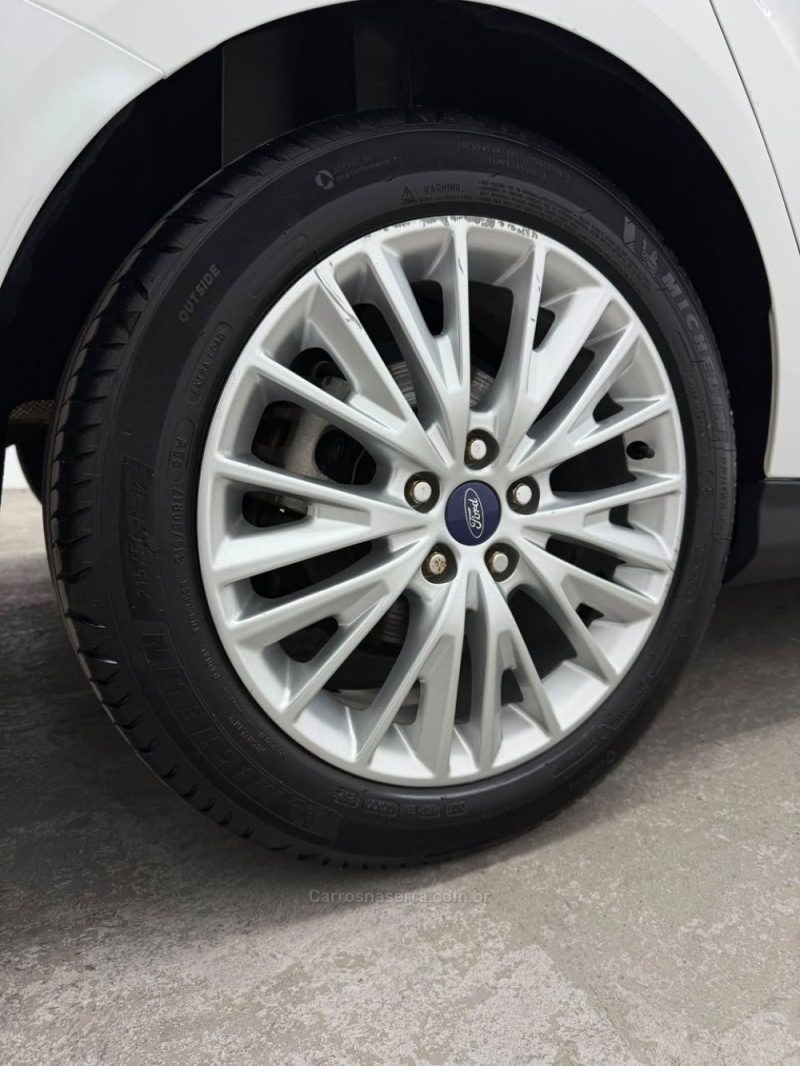 FOCUS 2.0 SE PLUS FASTBACK 16V FLEX 4P AUTOMÁTICO - 2018 - CAXIAS DO SUL