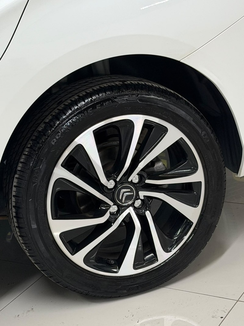 C4 LOUNGE 1.6 EXCLUSIVE 16V TURBO FLEX 4P AUTOMÁTICO - 2017 - CAXIAS DO SUL
